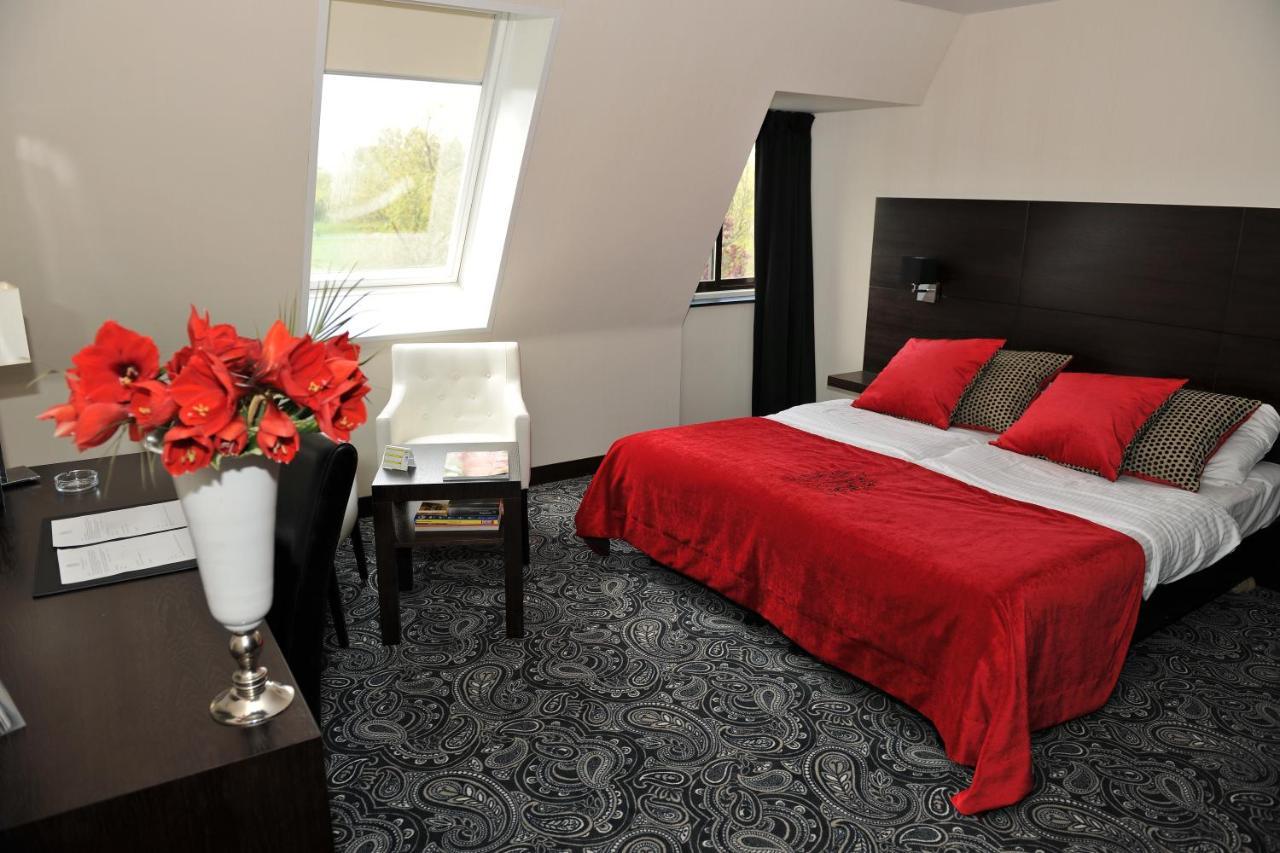 Standard Double Room Bath